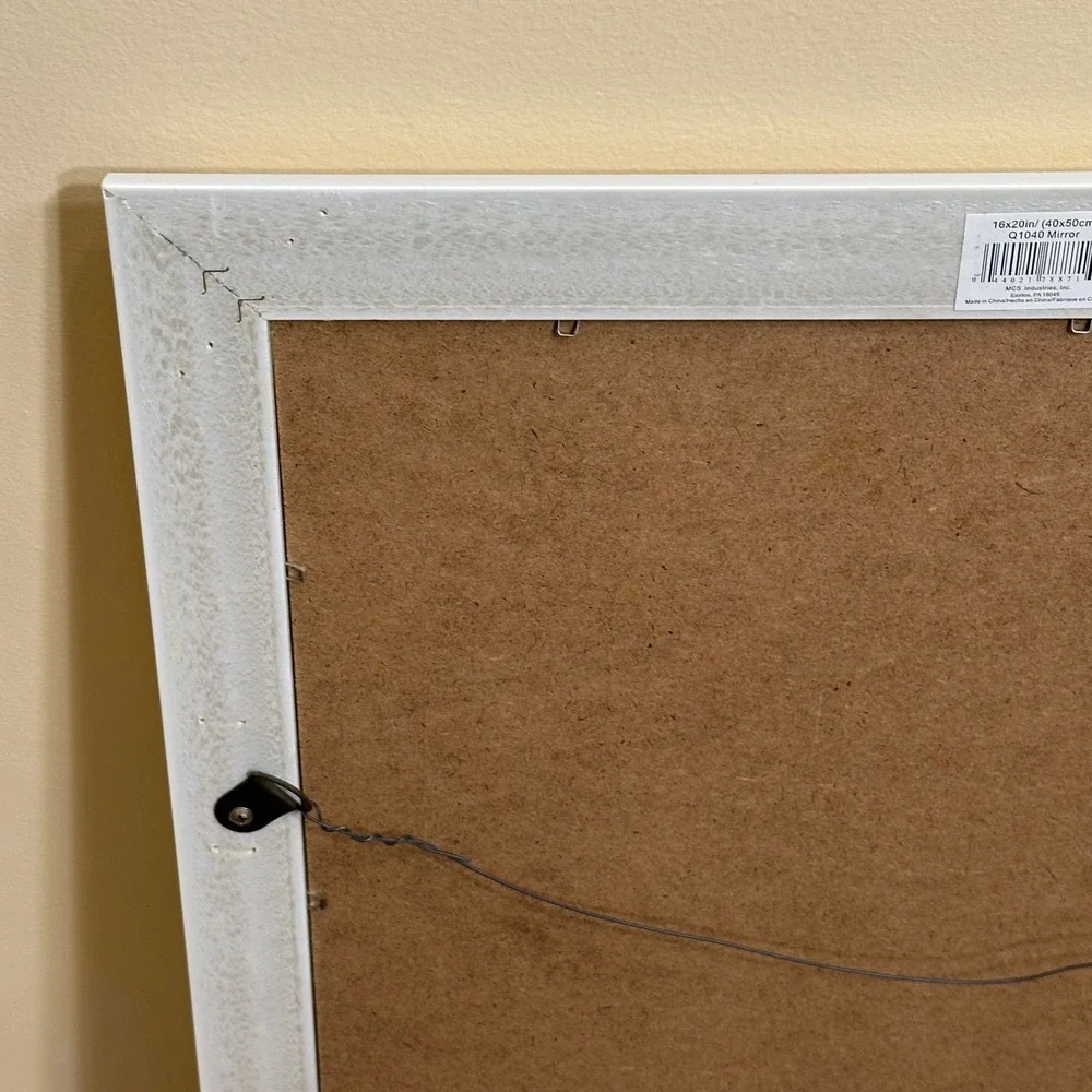 White Framed Wall Mirror 16x20 Rectangle Hanging Home Decor Vanity Preowned